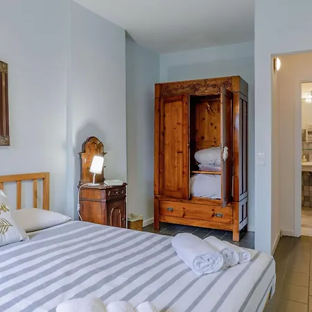 Italian Experience-la Casa Sui Tetti 6 * سارنانو