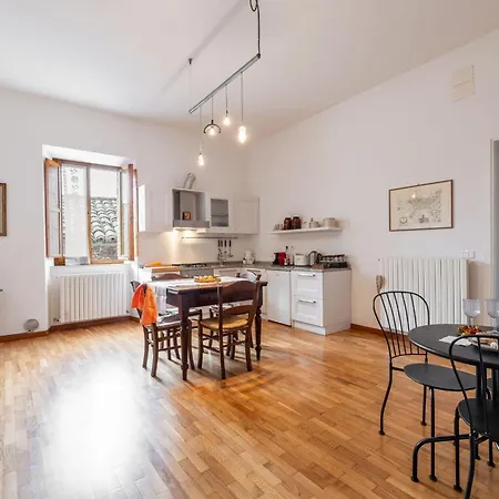Apartment Italian Experience-la Casa Sui Tetti 6